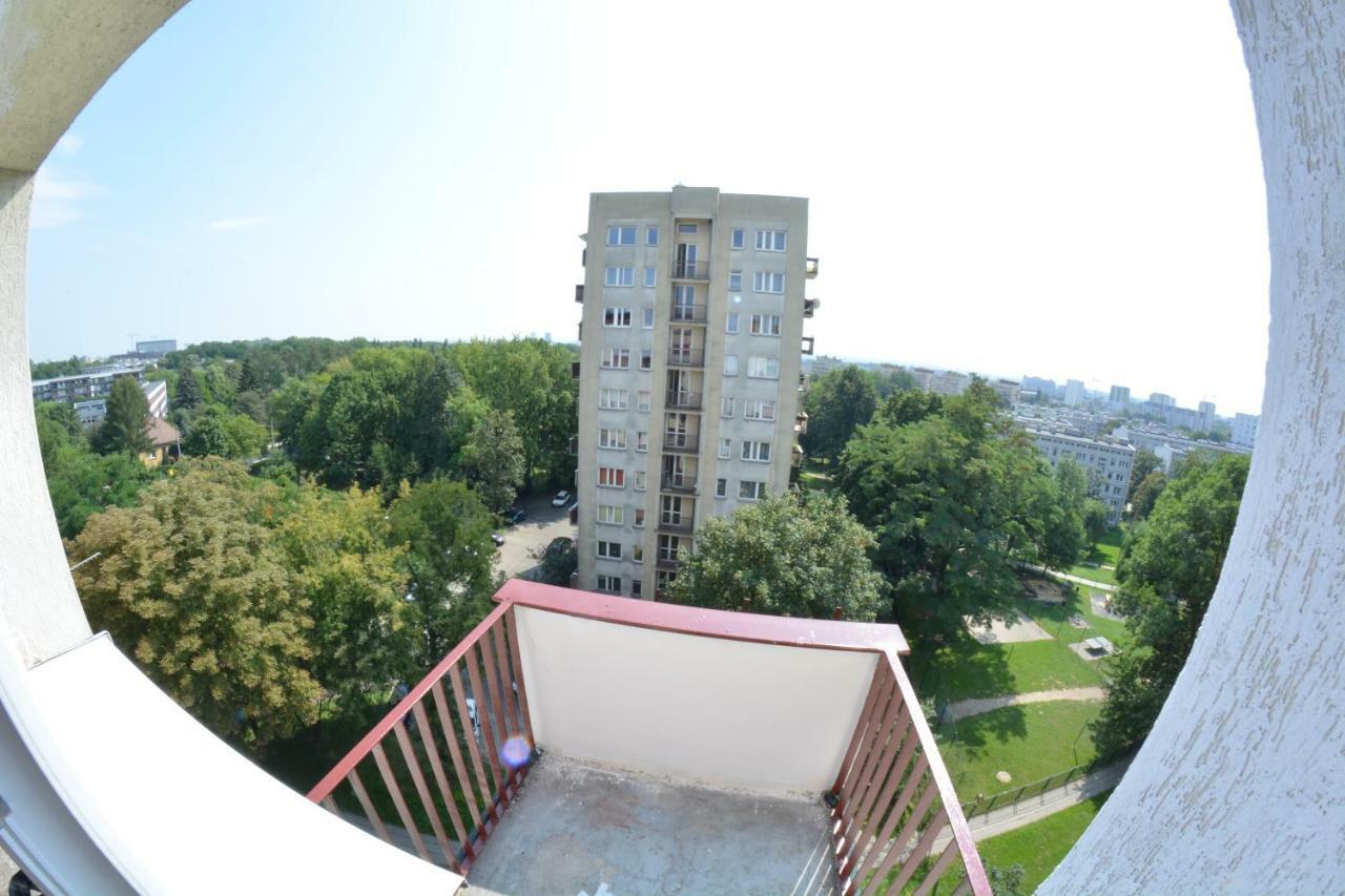 Ul. Ugorek Kolo Areny Apartment Красков Екстериор снимка